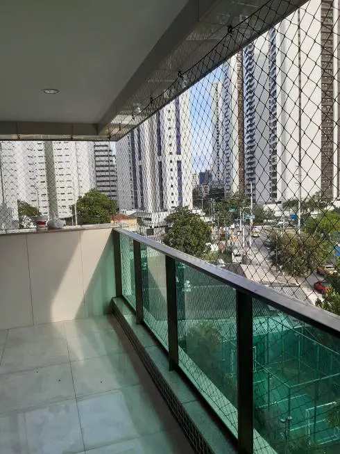 Foto 1 de Apartamento com 3 Quartos para alugar, 97m² em Boa Viagem, Recife