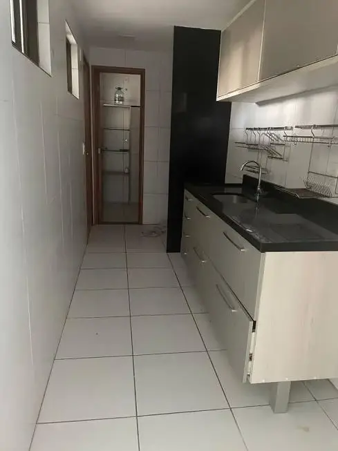 Foto 2 de Apartamento com 3 Quartos para venda ou aluguel, 68m² em Parnamirim, Recife