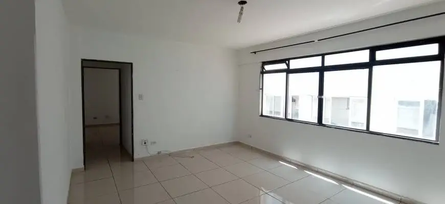 Foto 1 de Apartamento com 3 Quartos para alugar, 90m² em Zona 07, Maringá