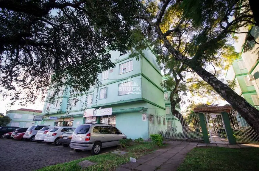 Foto 2 de Apartamento com 4 Quartos à venda, 81m² em Santa Tereza, Porto Alegre