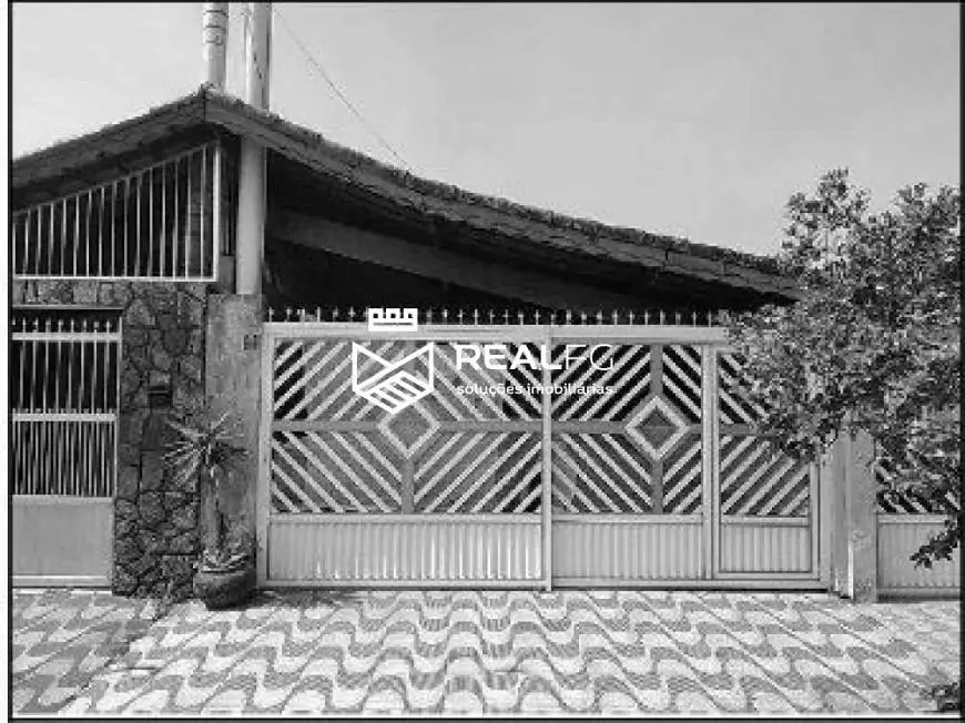 Foto 1 de Casa com 2 Quartos à venda, 71m² em Vila Caicara, Praia Grande