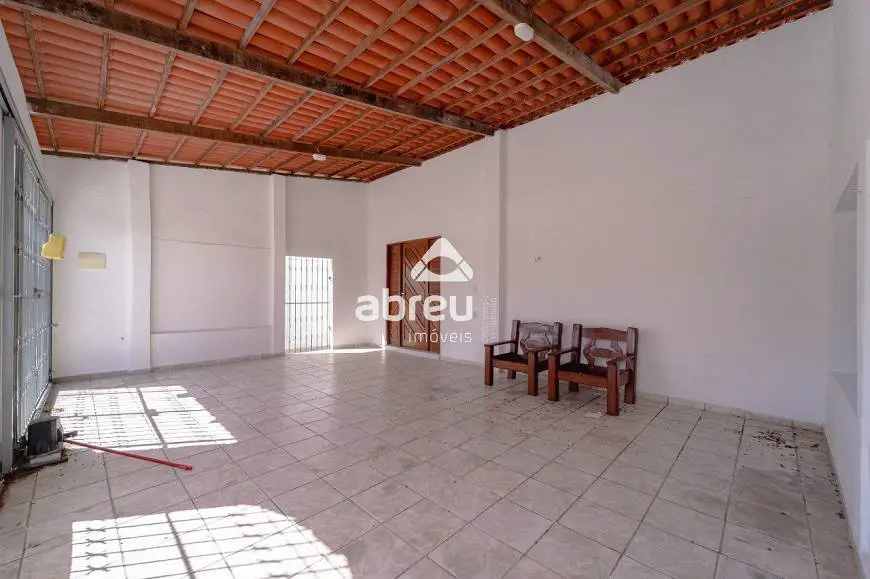 Foto 5 de Casa com 3 Quartos para alugar, 200m² em Pitimbu, Natal