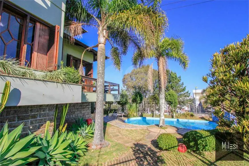 Foto 4 de Casa com 4 Quartos para venda ou aluguel, 600m² em Santa Catarina, Caxias do Sul