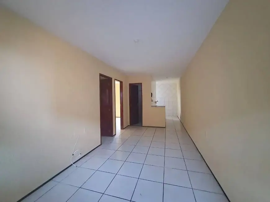 Foto 2 de Apartamento com 2 Quartos para alugar, 46m² em Parquelândia, Fortaleza