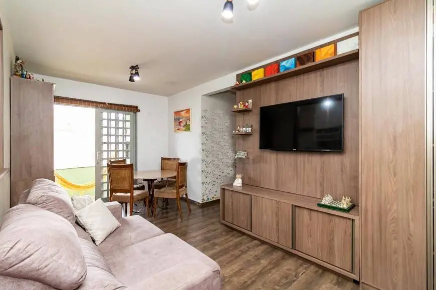 Foto 1 de Apartamento com 3 Quartos à venda, 73m² em Barreirinha, Curitiba