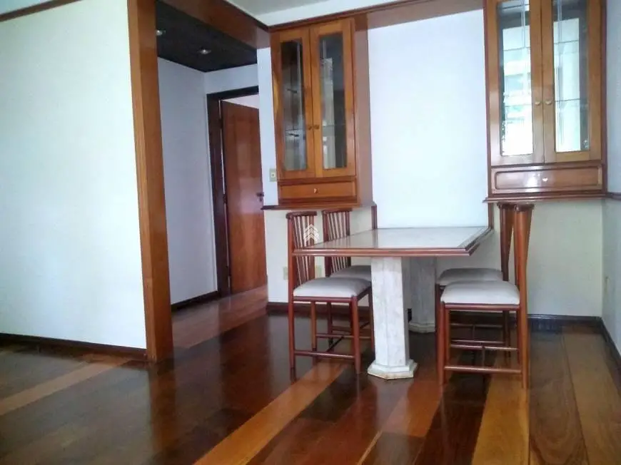 Foto 1 de Apartamento com 3 Quartos para alugar, 90m² em Santo Antônio, Belo Horizonte