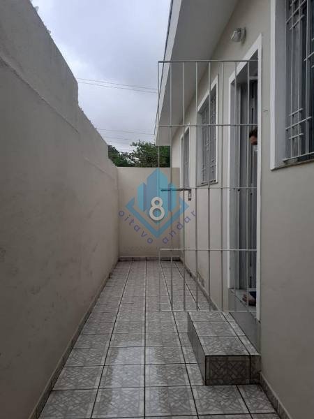 Foto 3 de Casa com 1 Quarto para alugar, 120m² em Bangu, Santo André