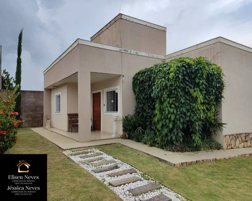 Foto 1 de Casa com 3 Quartos à venda, 155m² em Zenobiópolis, Paty do Alferes