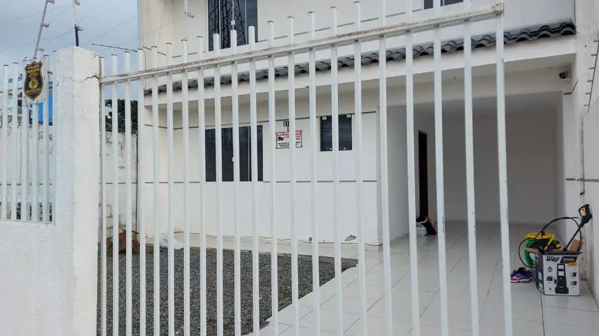 Foto 1 de Sobrado com 3 Quartos para alugar, 84m² em Palmital, Colombo