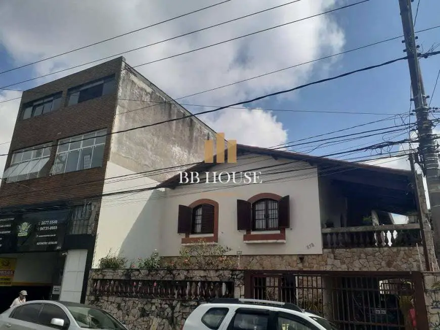 Foto 1 de Sobrado com 4 Quartos à venda, 276m² em Campestre, Santo André