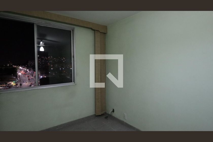 Foto 1 de Apartamento com 2 Quartos para alugar, 45m² em Campinho, Rio de Janeiro