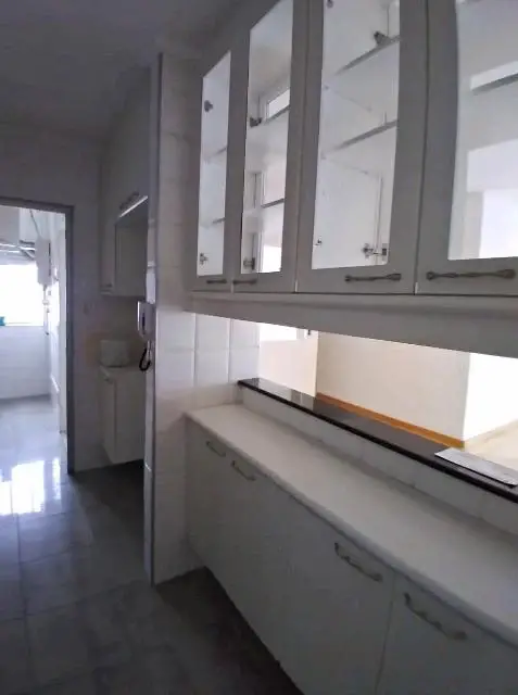 Foto 4 de Apartamento com 3 Quartos para alugar, 70m² em Vila Guarani, São Paulo