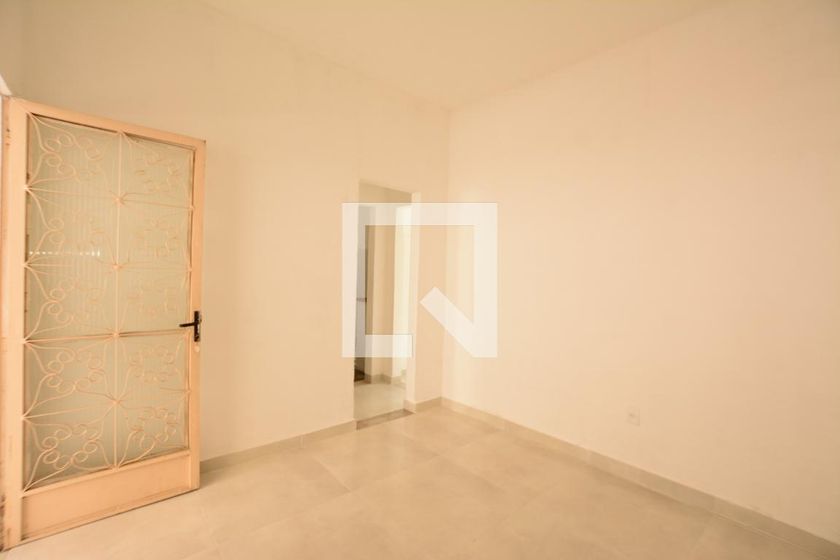 Foto 1 de Casa com 1 Quarto para alugar, 48m² em Bento Ribeiro, Rio de Janeiro