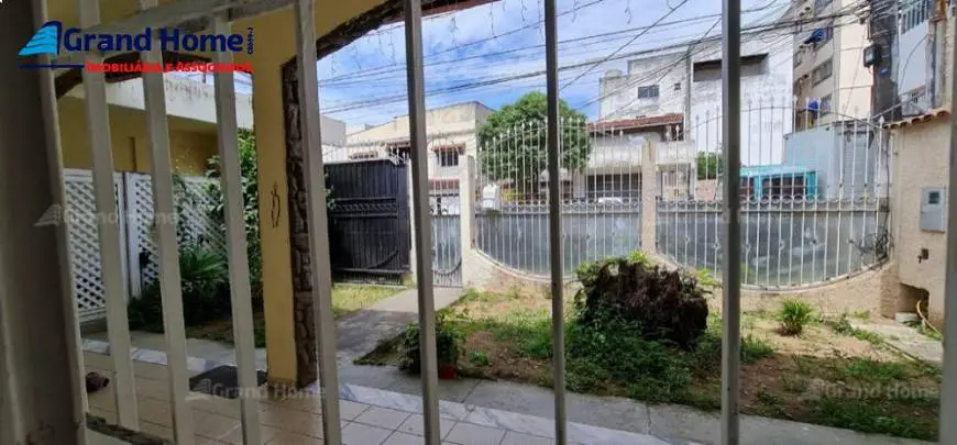 Foto 4 de Casa com 3 Quartos para alugar, 600m² em Itapuã, Vila Velha