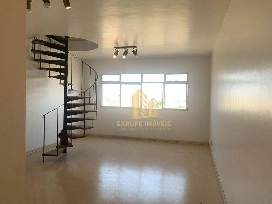Foto 1 de Cobertura com 4 Quartos para venda ou aluguel, 181m² em Vila Bourghese, Pindamonhangaba