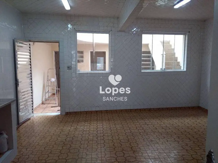 Foto 1 de Sobrado com 3 Quartos para venda ou aluguel, 128m² em Centro, São Caetano do Sul