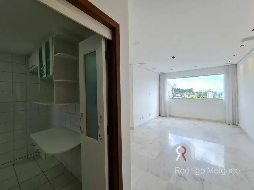 Foto 3 de Apartamento com 3 Quartos para alugar, 83m² em Luxemburgo, Belo Horizonte
