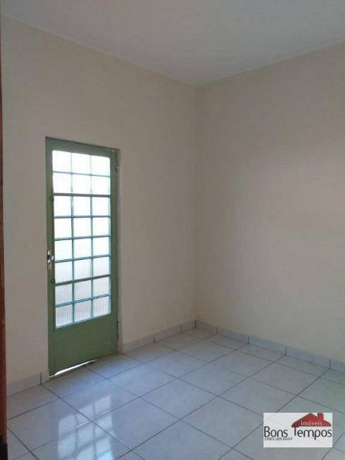 Foto 1 de Casa com 1 Quarto para alugar, 50m² em Penha, São Paulo