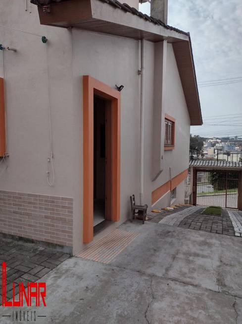 Foto 2 de Casa com 2 Quartos à venda, 422m² em Sagrada Família, Caxias do Sul
