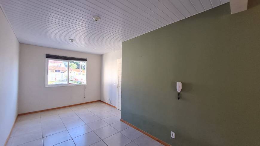 Foto 4 de Casa com 3 Quartos para alugar, 49m² em Formoza, Alvorada