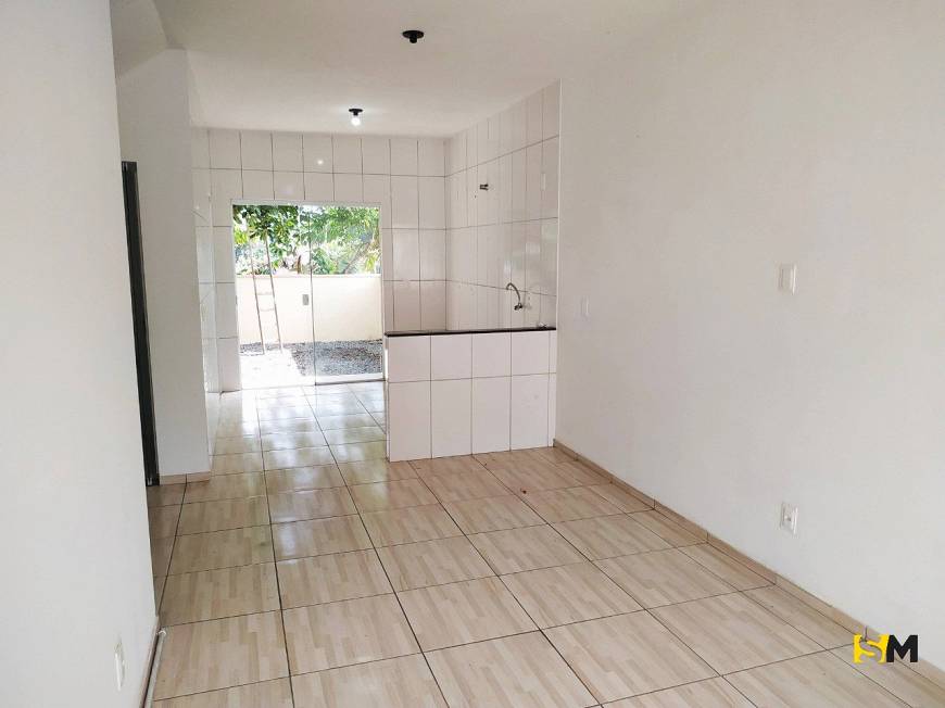 Foto 2 de Casa com 3 Quartos para alugar, 120m² em Santa Catarina, Joinville