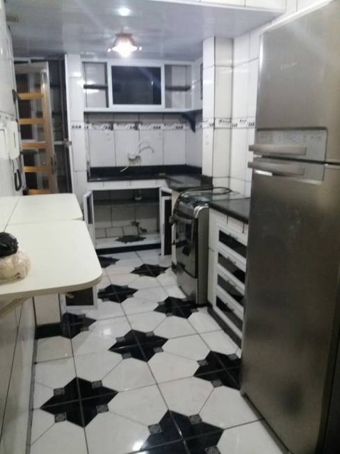 Foto 1 de Casa de Condomínio com 2 Quartos à venda, 60m² em Brás de Pina, Rio de Janeiro