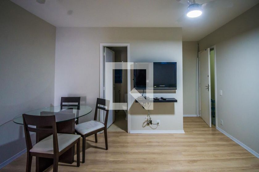 Foto 1 de Apartamento com 1 Quarto para alugar, 38m² em Botafogo, Campinas