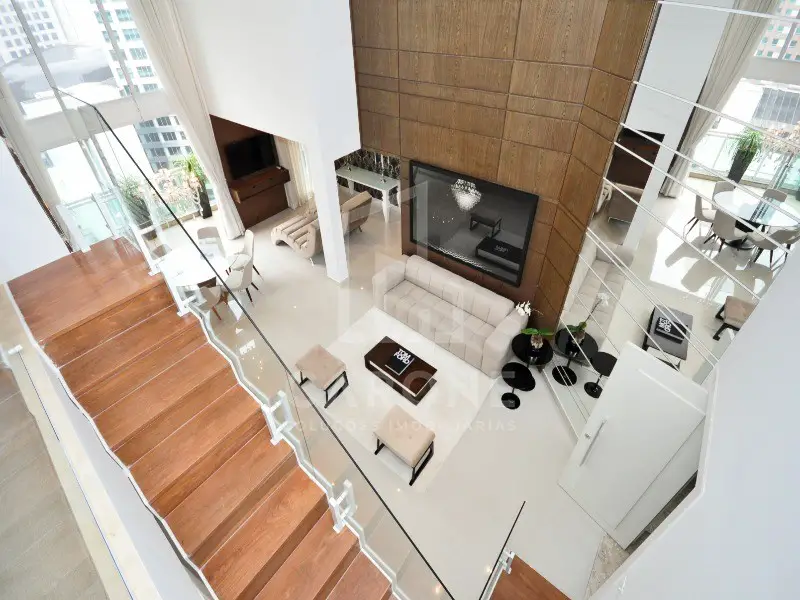 Foto 1 de Apartamento com 2 Quartos para venda ou aluguel, 170m² em Brooklin, São Paulo