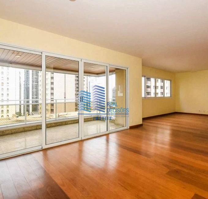 Foto 1 de Apartamento com 4 Quartos para alugar, 360m² em Itaim Bibi, São Paulo