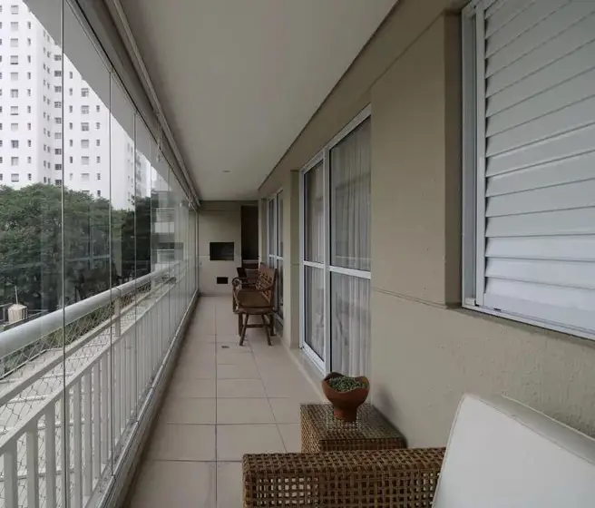 Foto 1 de Apartamento com 4 Quartos à venda, 148m² em Santo Amaro, São Paulo