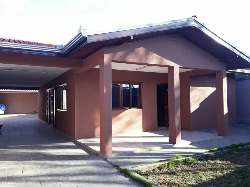 Foto 1 de Casa com 2 Quartos à venda, 377m² em Pineville, Pinhais