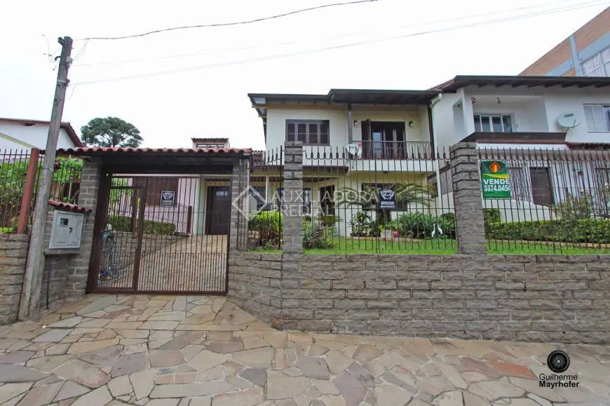 Foto 2 de Casa com 3 Quartos à venda, 260m² em São José, Canoas
