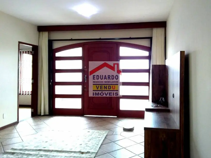 Foto 3 de Casa com 4 Quartos à venda, 290m² em Ipiranga, São José