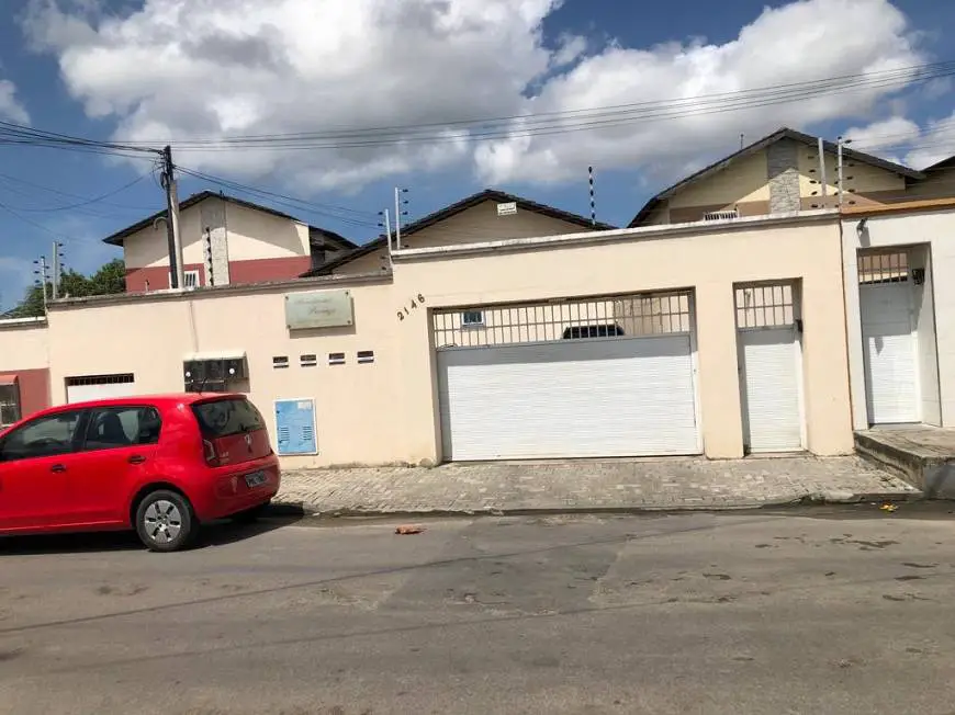 Foto 1 de Casa de Condomínio com 2 Quartos à venda, 51m² em Parque Guadalajara Jurema, Caucaia