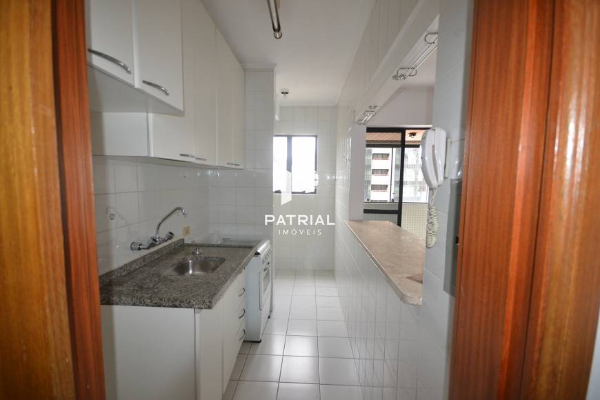 Foto 5 de Apartamento com 1 Quarto para alugar, 48m² em Centro, Curitiba