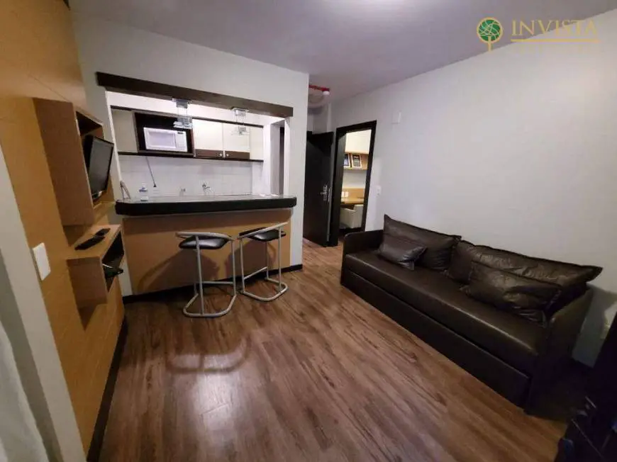 Foto 4 de Apartamento com 1 Quarto para alugar, 45m² em Centro, Florianópolis