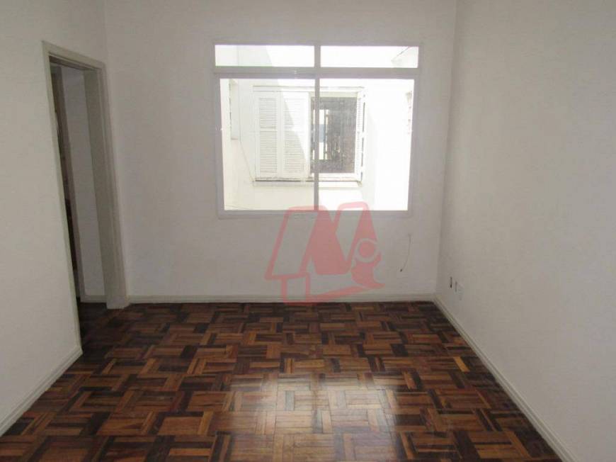 Foto 2 de Apartamento com 2 Quartos para alugar, 74m² em Santana, Porto Alegre