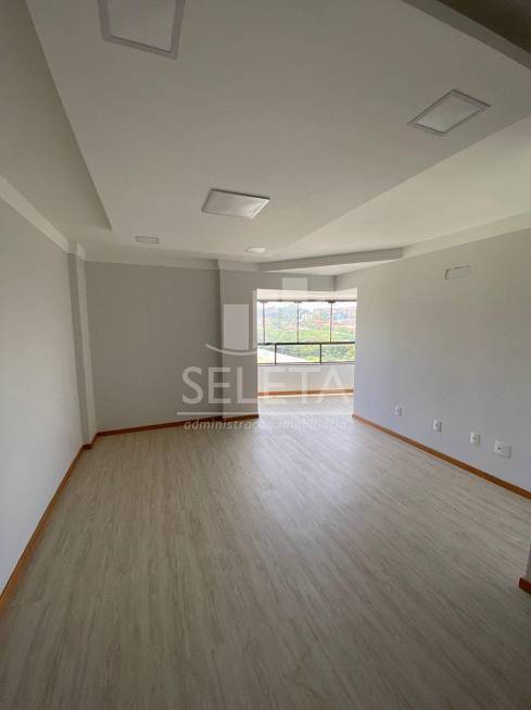 Foto 4 de Apartamento com 2 Quartos para alugar, 203m² em Vila Tolentino, Cascavel