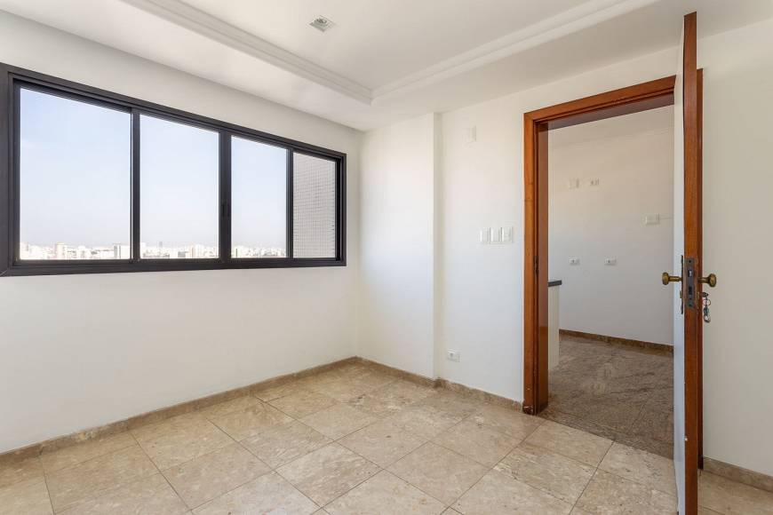 Foto 2 de Apartamento com 3 Quartos à venda, 313m² em Água Fria, São Paulo