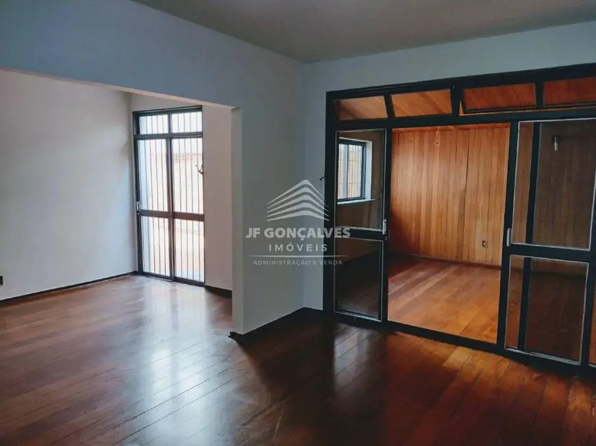 Foto 2 de Apartamento com 3 Quartos à venda, 190m² em Cidade Jardim, Belo Horizonte