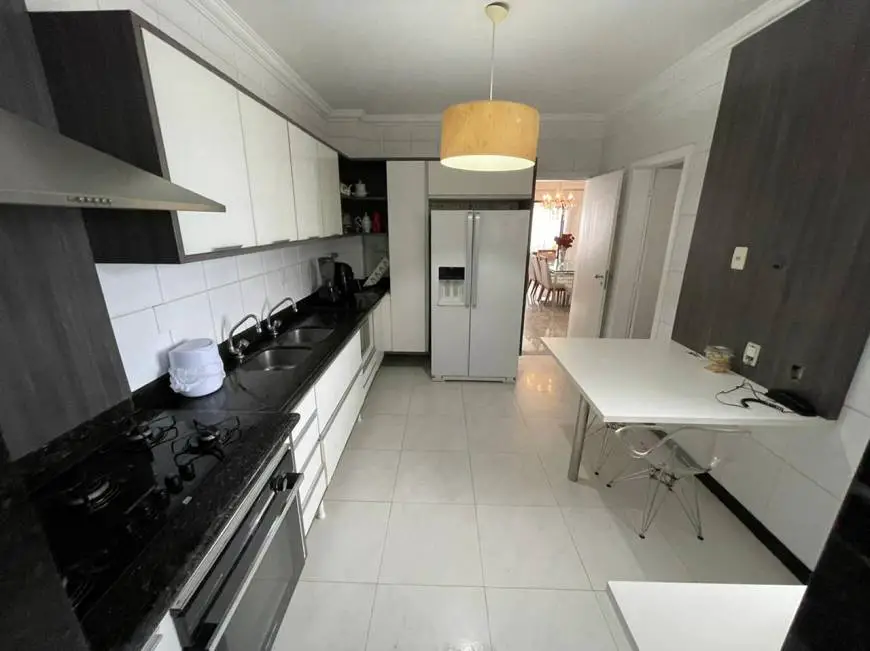 Foto 5 de Apartamento com 4 Quartos à venda, 236m² em Caminho Das Árvores, Salvador