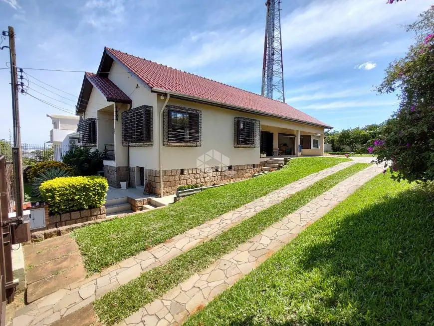 Foto 1 de Casa com 3 Quartos à venda, 630m² em São José, Canoas