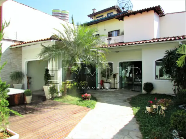 Foto 1 de Sobrado com 4 Quartos para venda ou aluguel, 422m² em Vila Assuncao, Santo André