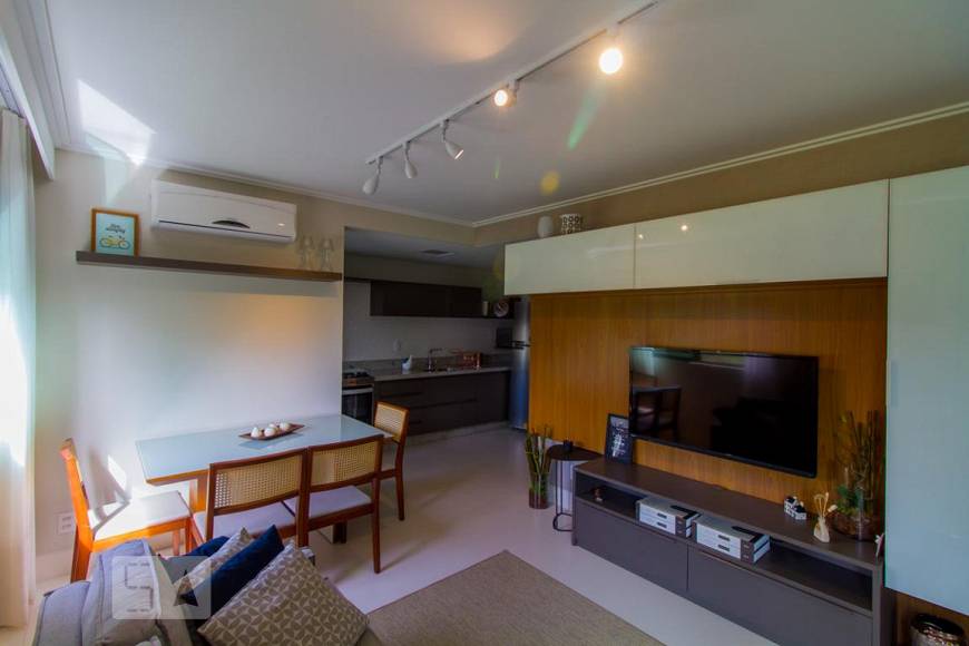 Foto 5 de Apartamento com 1 Quarto para alugar, 47m² em Centro, Florianópolis