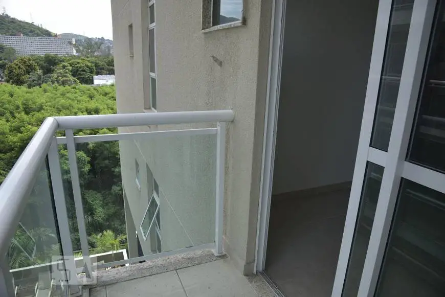 Foto 5 de Apartamento com 1 Quarto para alugar, 36m² em Taquara, Rio de Janeiro