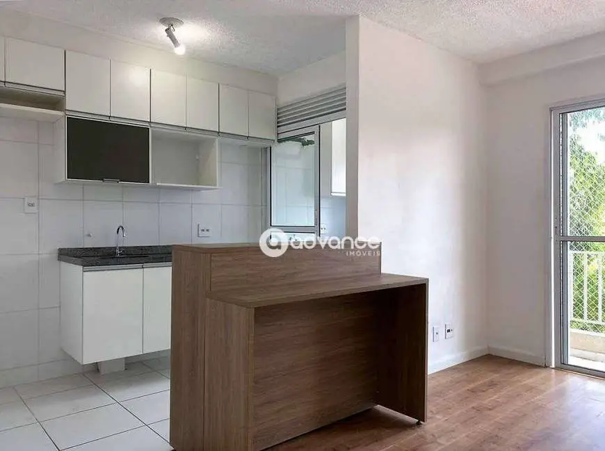 Foto 3 de Apartamento com 2 Quartos à venda, 46m² em Chácara Granja Velha, Carapicuíba