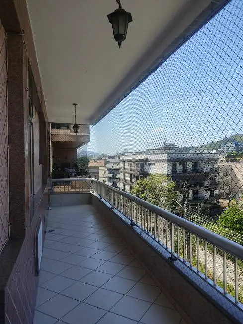 Foto 3 de Apartamento com 2 Quartos para alugar, 96m² em  Vila Valqueire, Rio de Janeiro
