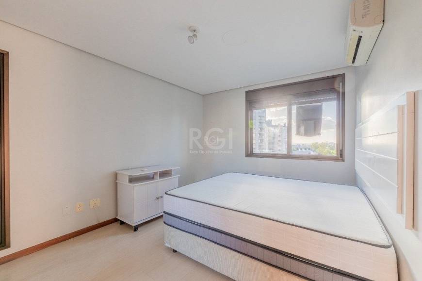 Foto 3 de Apartamento com 3 Quartos para alugar, 241m² em Bela Vista, Porto Alegre
