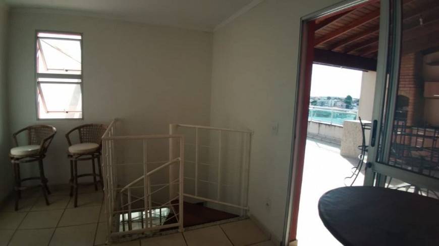Foto 1 de Apartamento com 3 Quartos para alugar, 85m² em Centro, Jaguariúna