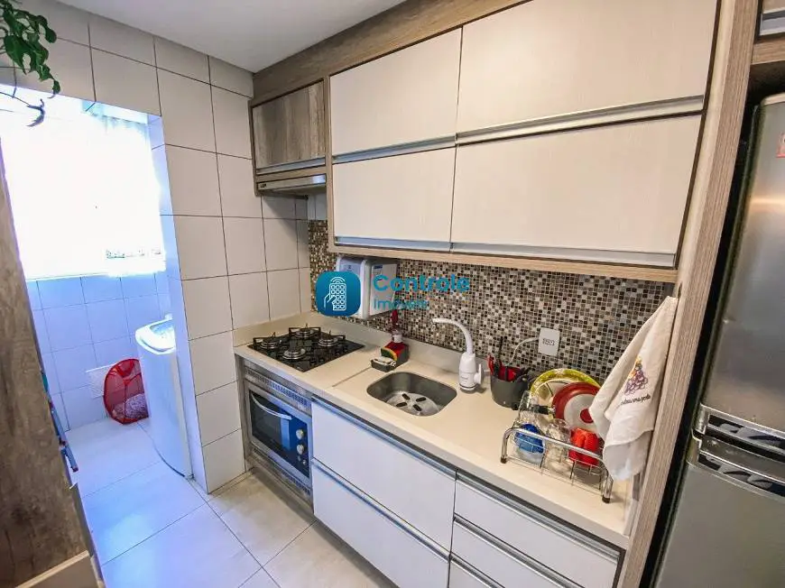 Foto 1 de Apartamento com 3 Quartos à venda, 78m² em Forquilhinhas, São José